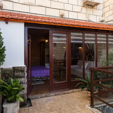 Big Terrace - With Terrace And View - First Floor Dubrovnik