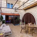Apartamento Big Terrace - With Terrace And View - First Floor *
