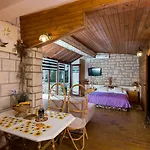 Big Terrace - With Terrace And View - First Floor Apartamento Dubrovnik